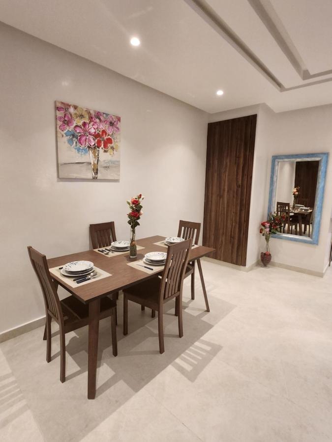 Modern Luxury Retreat: 2-Bedroom Apartment In The Heart Of Marrakech Marraquexe Exterior foto