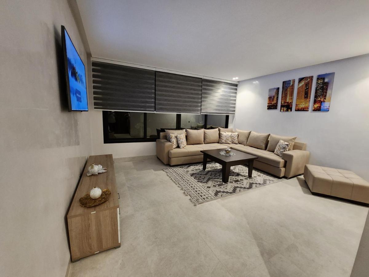 Modern Luxury Retreat: 2-Bedroom Apartment In The Heart Of Marrakech Marraquexe Exterior foto